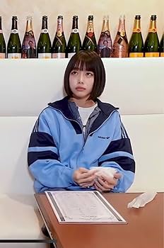 ブルーあのあのあの 画像一覧）【あの meets アディダス オリジナルス】あのちゃんが履く